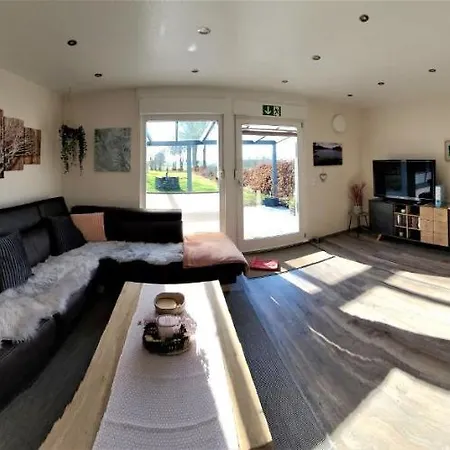 Holiday home Kirschbluete *